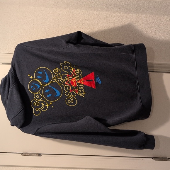 Nike Men's Navy Hoodie with Smiley Face Design. Limited edition. - Picture 2 of 4